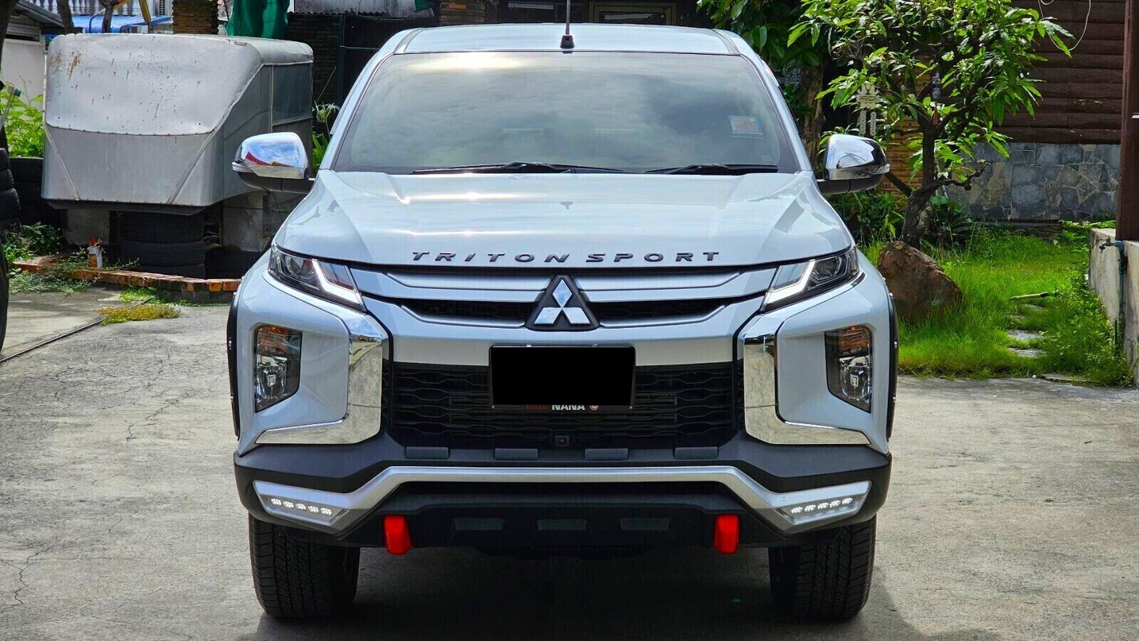 Mitsubishi L200